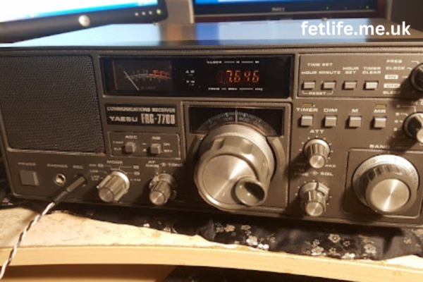 kenwood ts2000 vs yaesu frg 7700