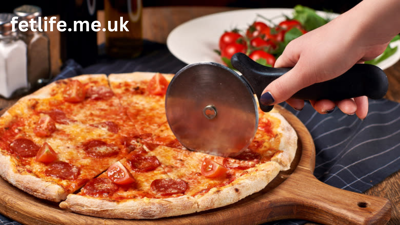 pizza cutter