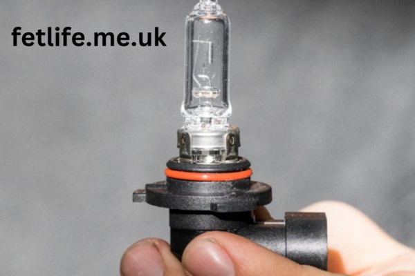 9005 headlight bulb